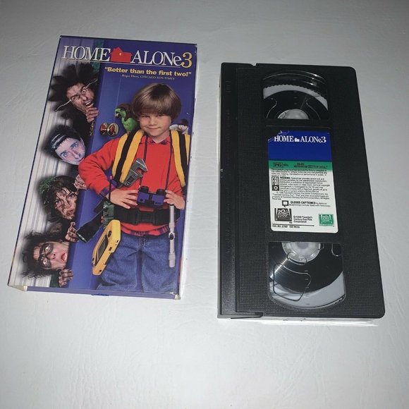 Home Alone 3 VHS Video Cassette Tape Comedy - Picture 3 of 3